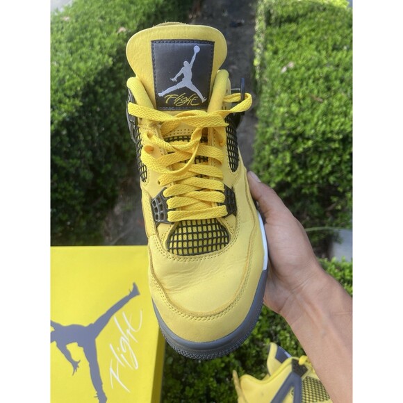 Size 8.5 - Jordan 4 Retro Mid Lightning main image 10